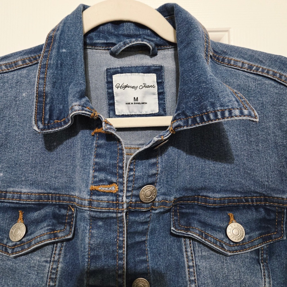 Highway Jeans Cropped Denim Jacket Womens Medium Blue Wash Classic Trucker